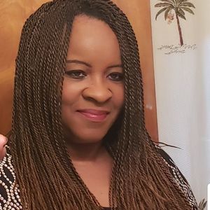 Meet your Posher, Karon